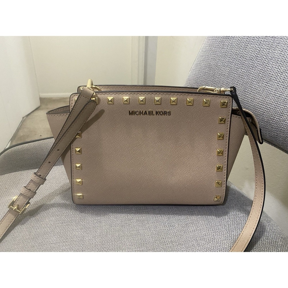 Michael Kors Selma Stud MD Messenger Blossom Pink Leather Bag 30T3GSMM2L